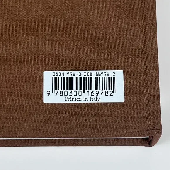 Alexander McQueen Savage Beauty Hardcover SEALED Met Museum 16th Printing 2022 - Picture 6 of 11